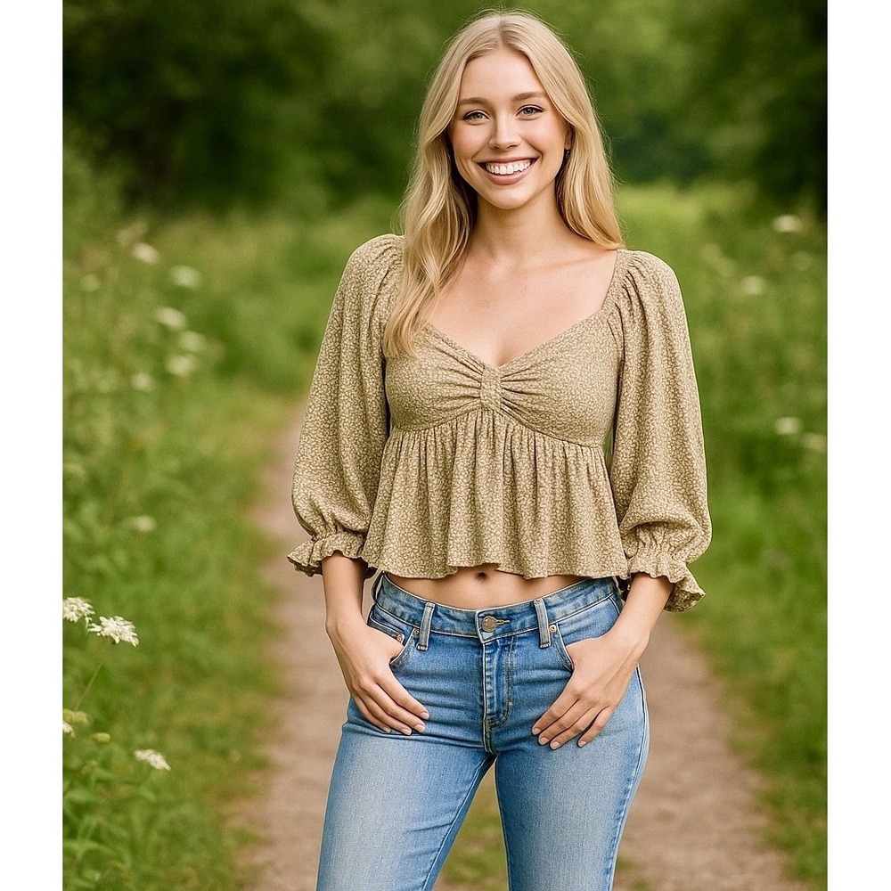 $98 Free People Taupe Brittnee Ditsy Floral Printed Peblum Top Sz L milkmaid